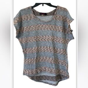 Women’s Cap Sleeve Sweater Top SIZE L